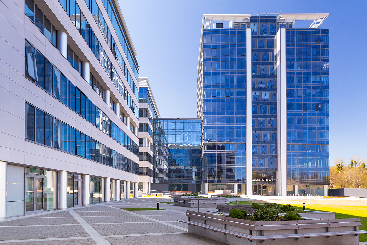<span style="font-weight: bold;">Business Center</span><br>
